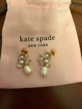 kate spade Gold-tone Floral Pearl Drop Earrings - Gold & White